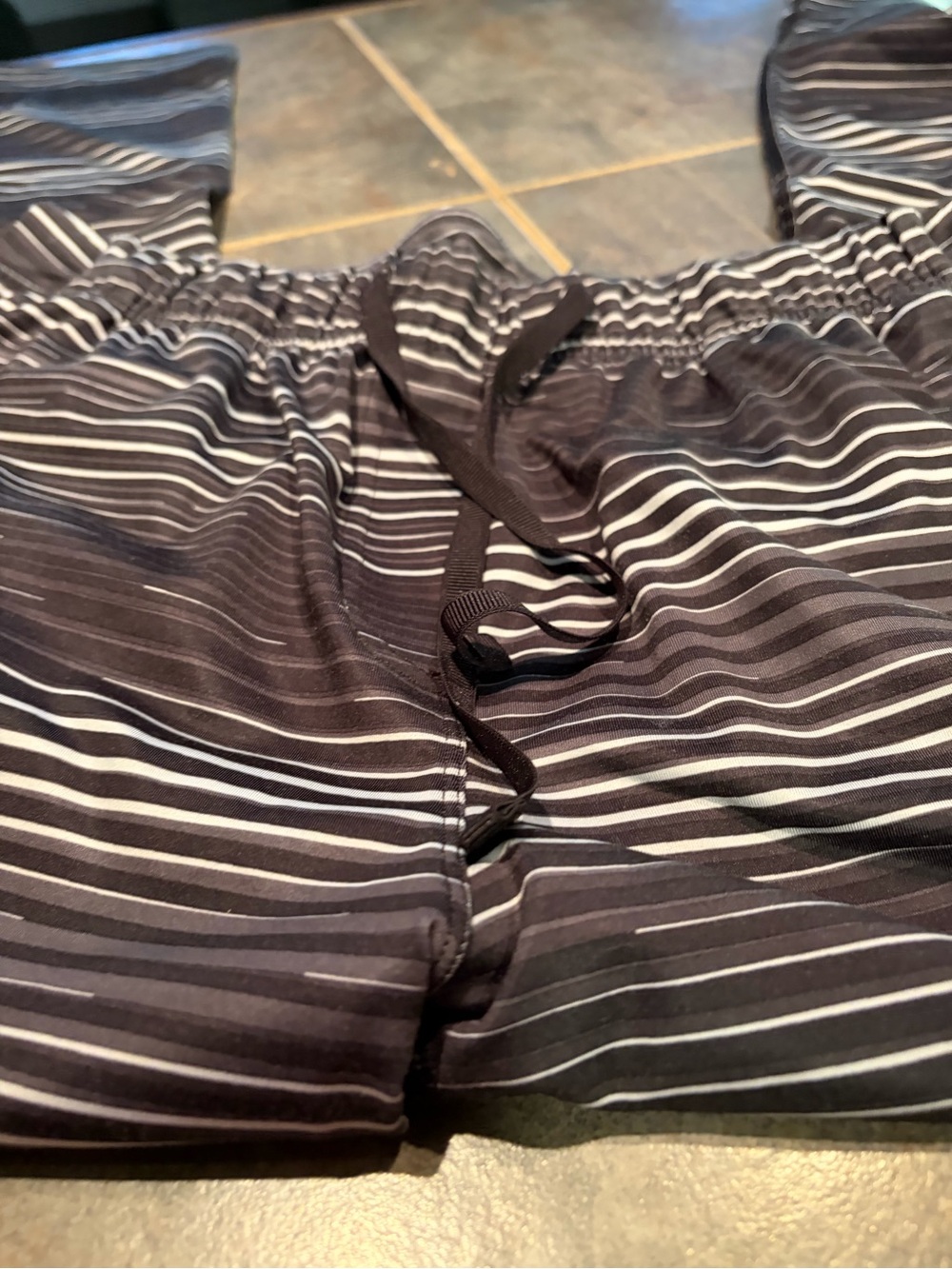 lululemon athletica Black and White Striped Athletic joggers - size 10